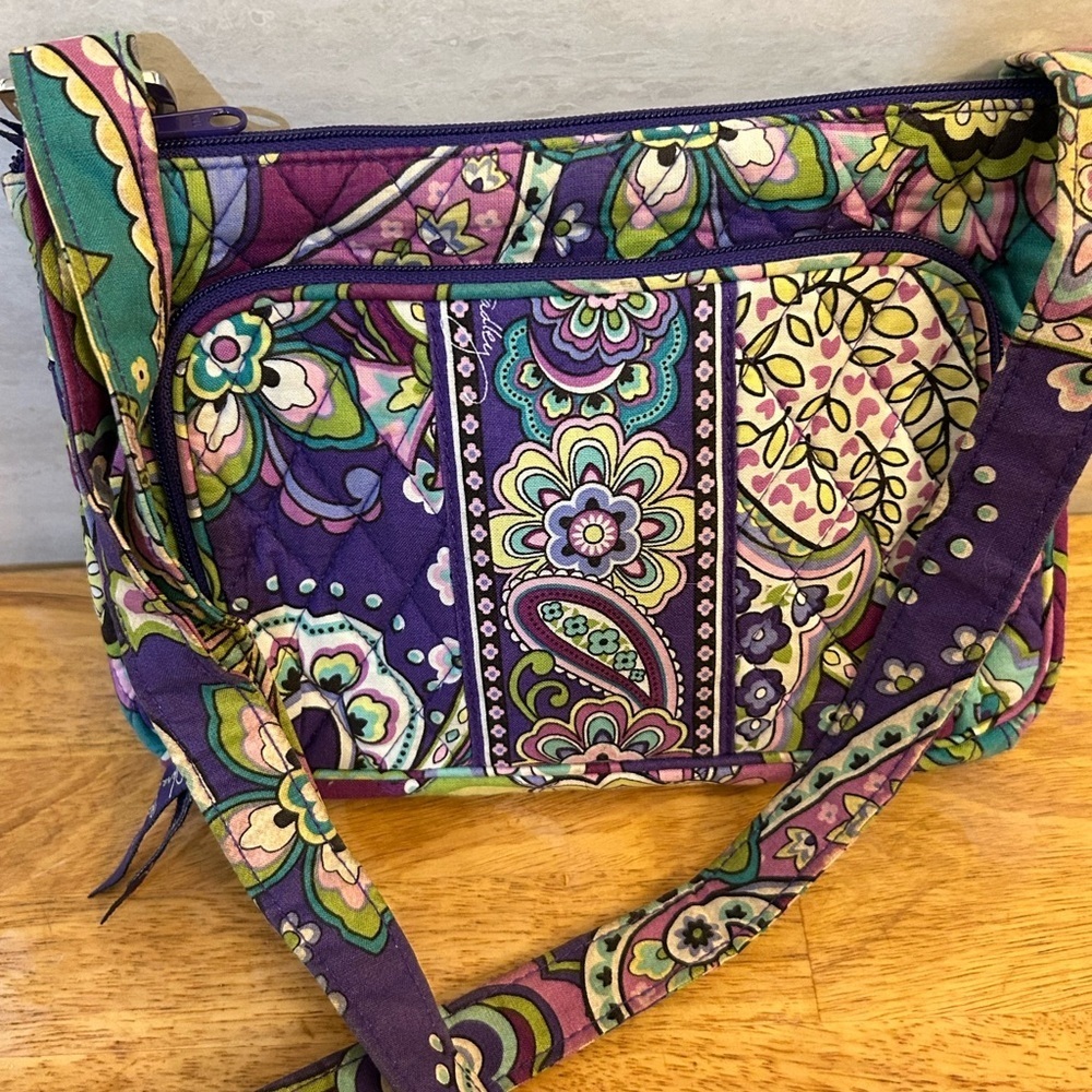 Vera Bradley Heather Retired Pattern Large Hipster Crossbody bag. - Picture 3 of 10